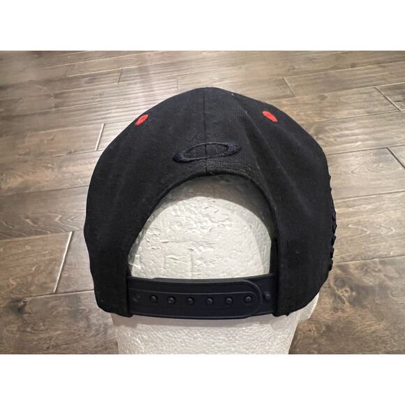 New Era 9Fifty Oakley Mens Black Red Embroidered Logo Adjustable Snapback Hat - Picture 6 of 13